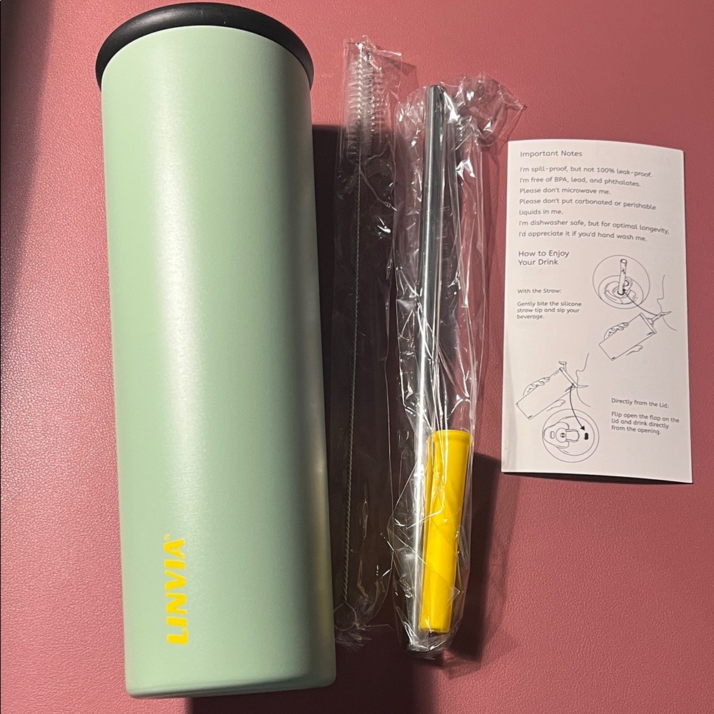 Mint Green Insulated Tumbler with Straw